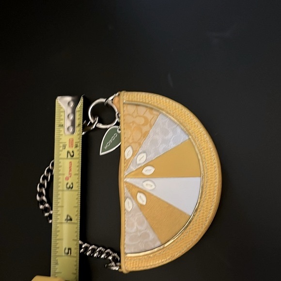 NWT COACH LEMON WRISTLET/CARD IR MONEY CASE/KEYRING - Picture 4 of 7